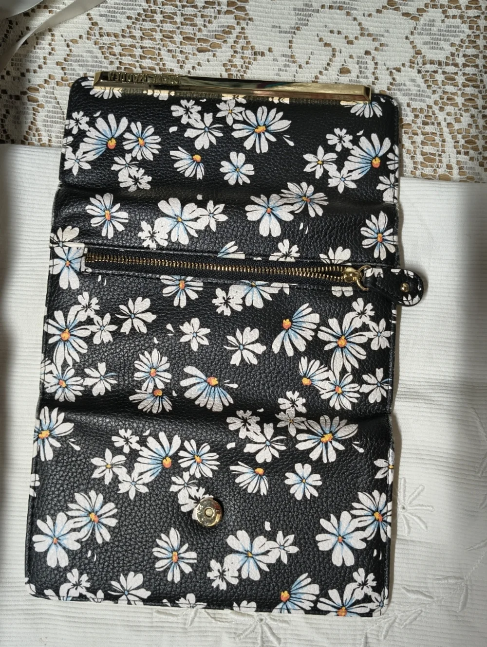 Steve Madden Black Daisy Continental Wallet with Gold Interior Trifold - Picture 4 of 6